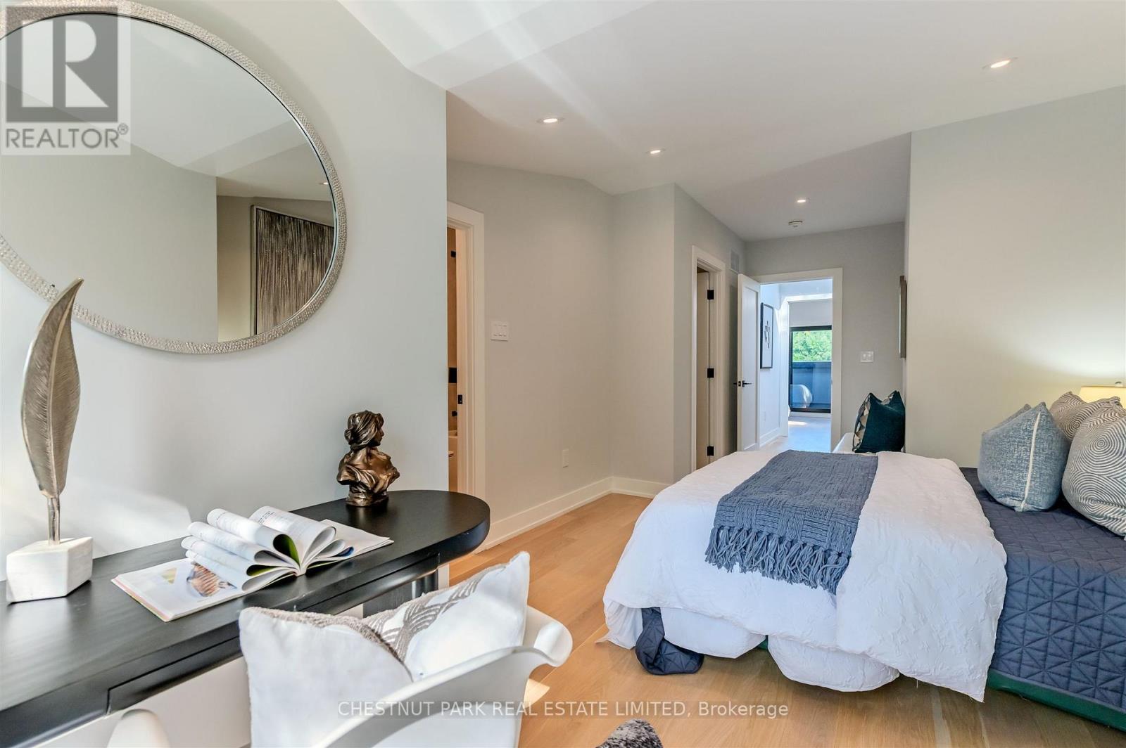 222a Pearson Avenue, Toronto, Ontario  M6R 1G7 - Photo 23 - W12434855