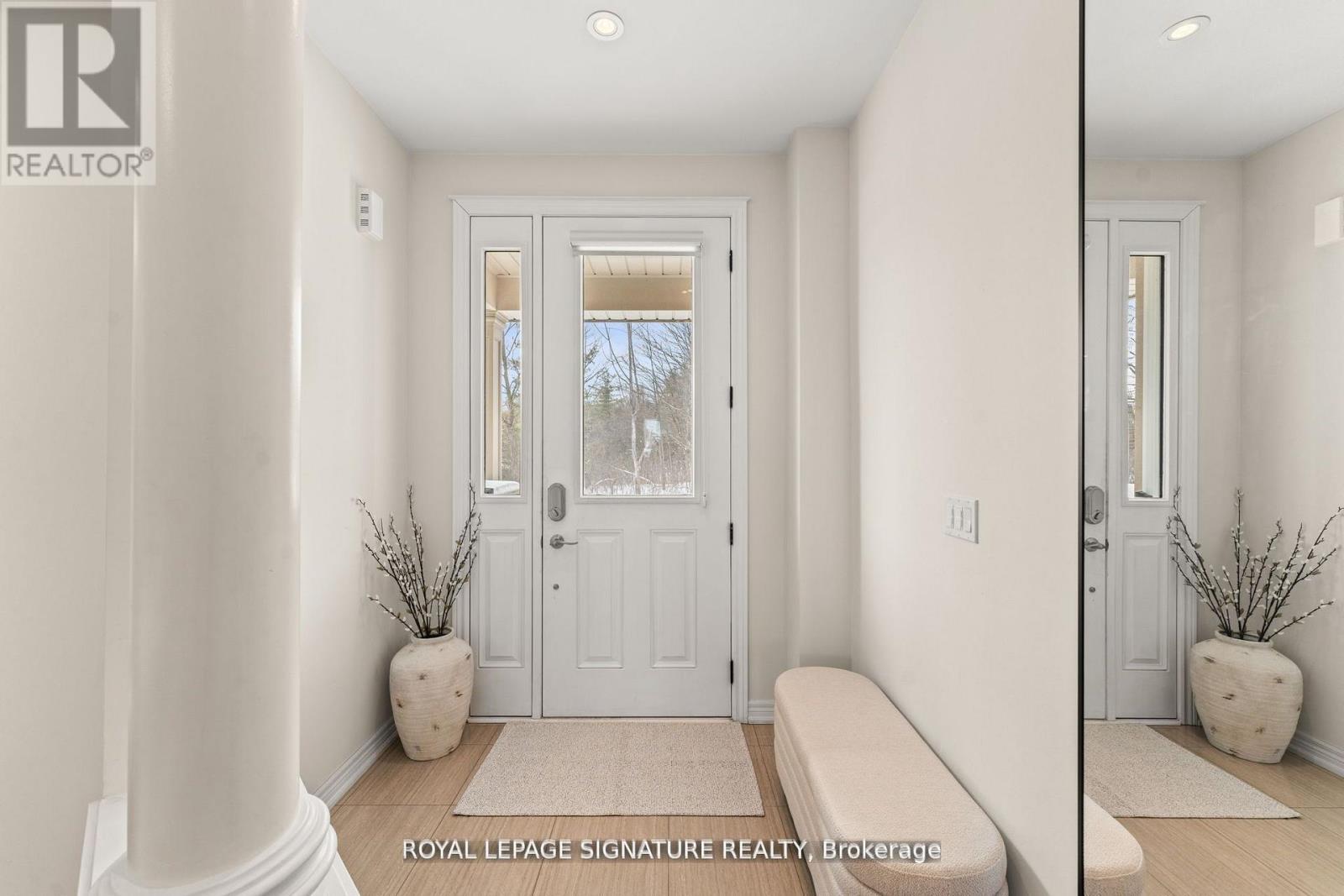 3453 Fourth Line, Oakville, Ontario  L6M 1N8 - Photo 3 - W12434867