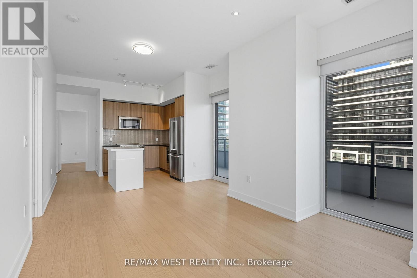 702 - 20 Shore Breeze Drive, Toronto, Ontario  M8V 0C7 - Photo 12 - W12434892