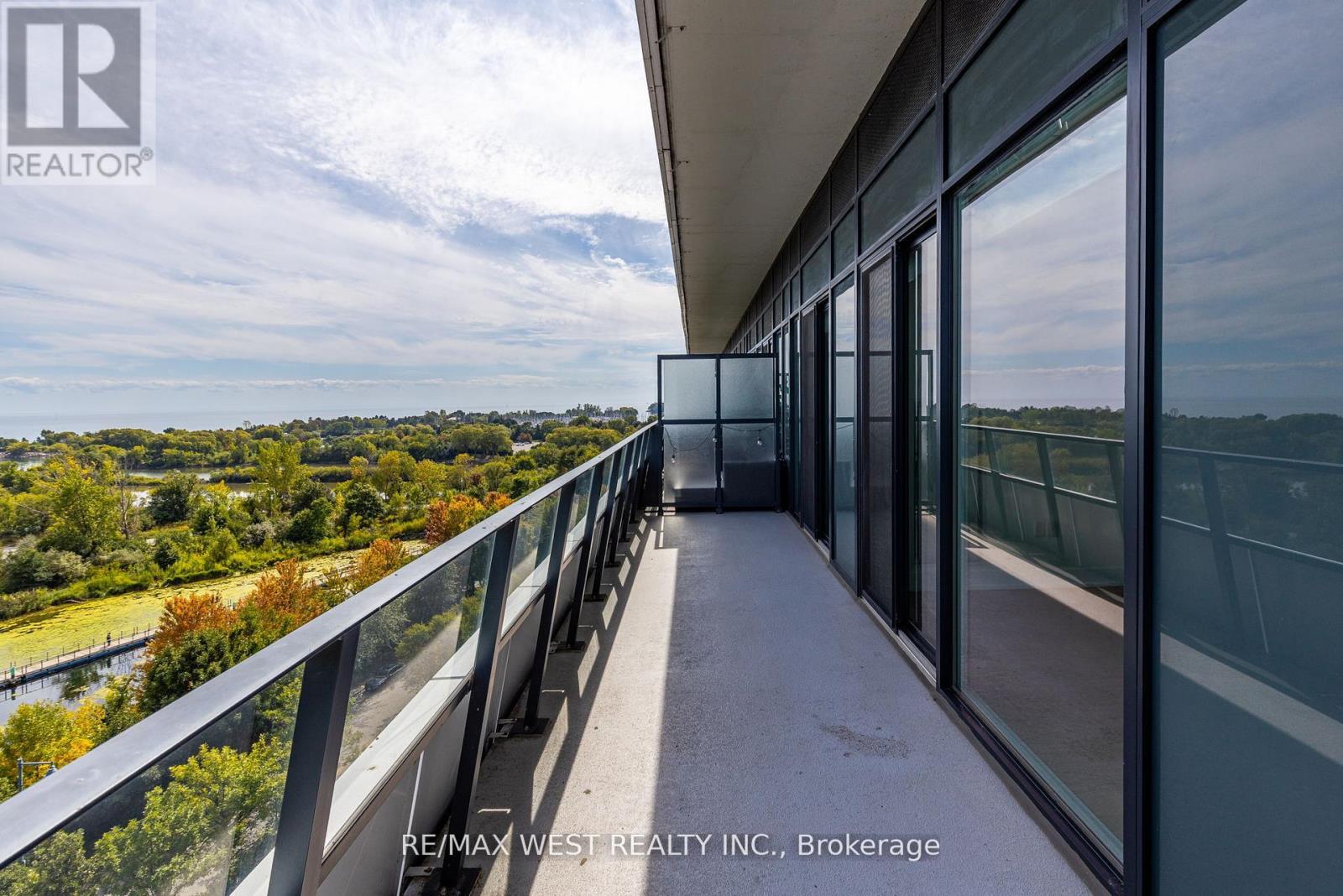 702 - 20 Shore Breeze Drive, Toronto, Ontario  M8V 0C7 - Photo 28 - W12434892