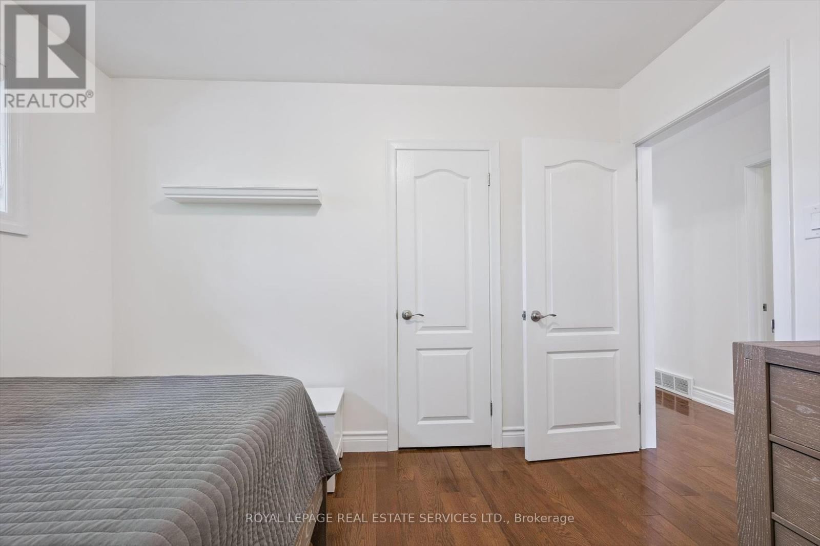 455 Willis Drive, Oakville, Ontario  L6L 4V6 - Photo 21 - W12434924