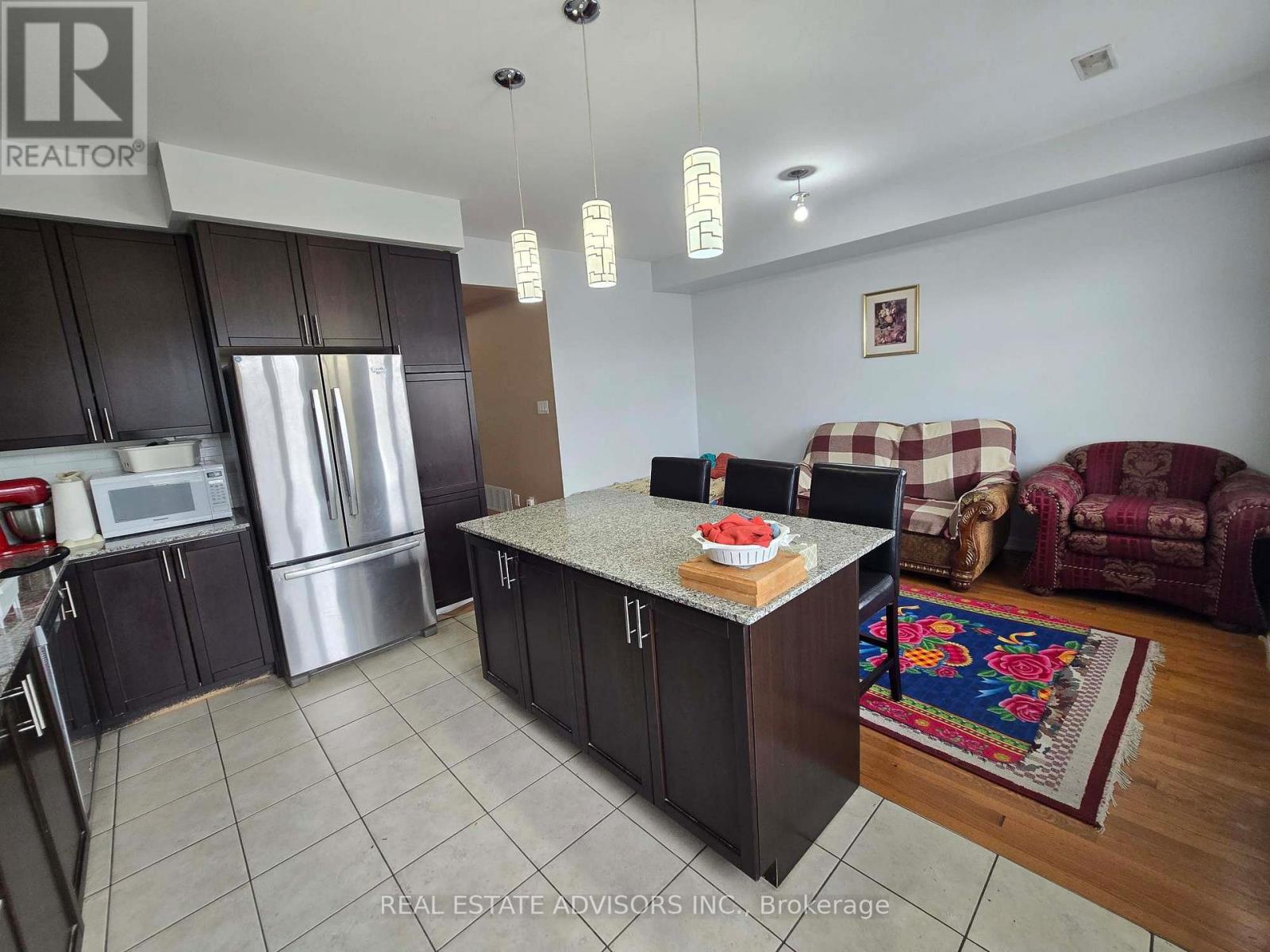 1272 Main Street E, Milton, Ontario  L9T 8M7 - Photo 10 - W12434941