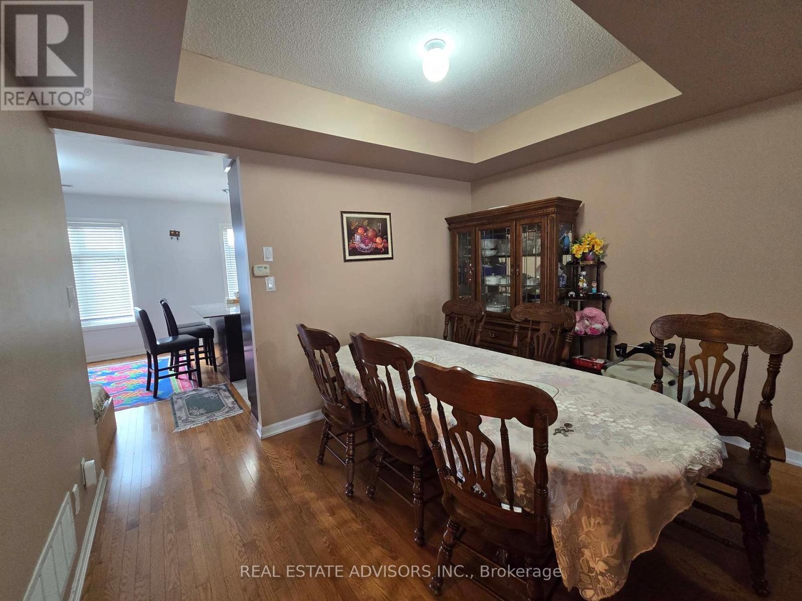 1272 Main Street E, Milton, Ontario  L9T 8M7 - Photo 12 - W12434941