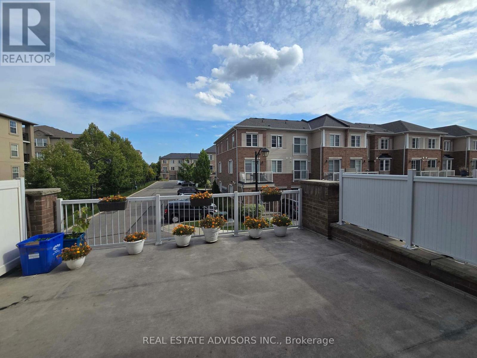 1272 Main Street E, Milton, Ontario  L9T 8M7 - Photo 13 - W12434941