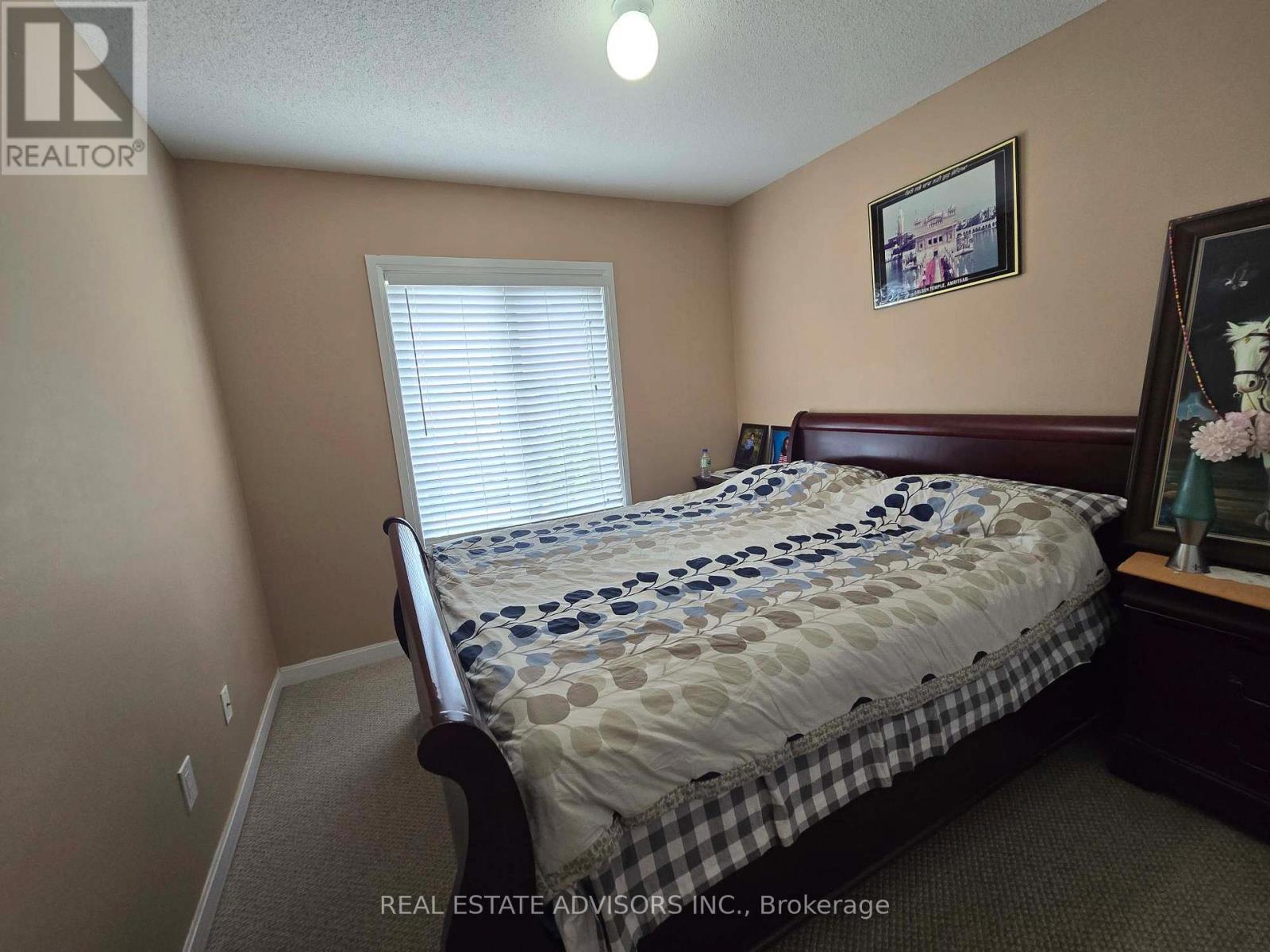 1272 Main Street E, Milton, Ontario  L9T 8M7 - Photo 20 - W12434941