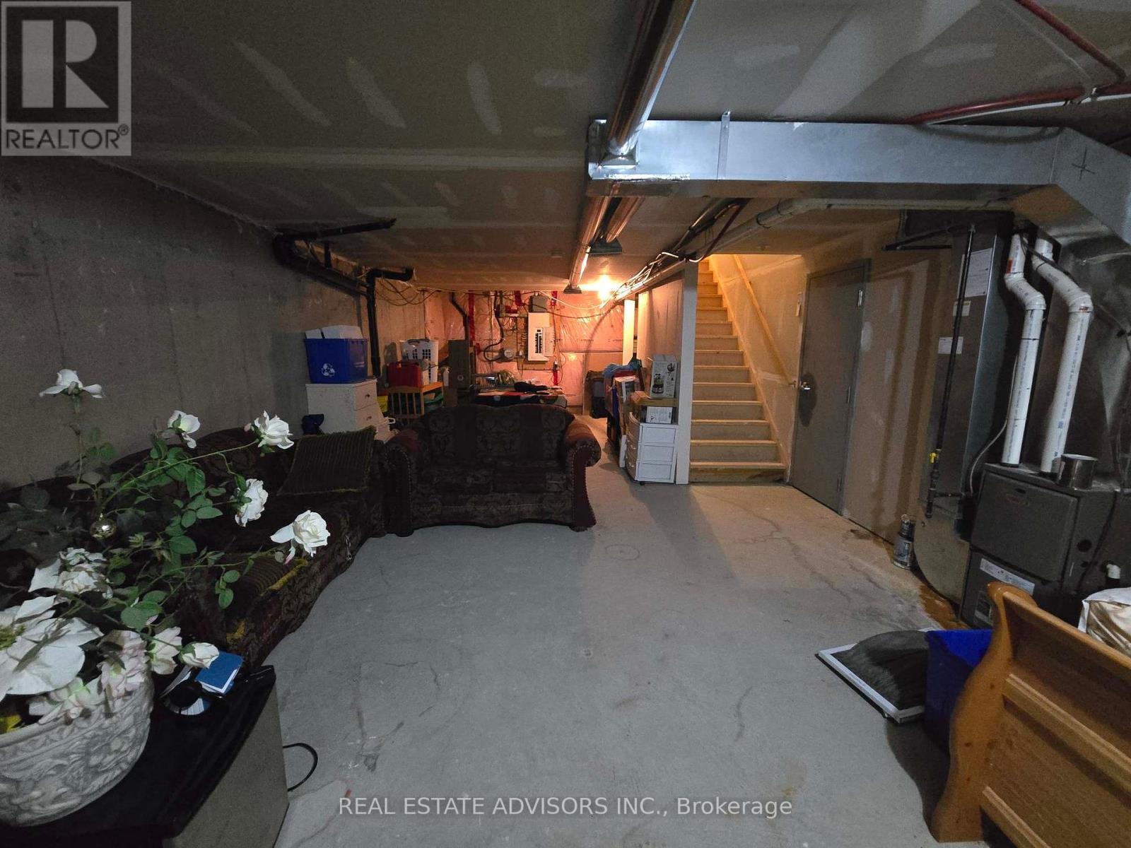 1272 Main Street E, Milton, Ontario  L9T 8M7 - Photo 28 - W12434941
