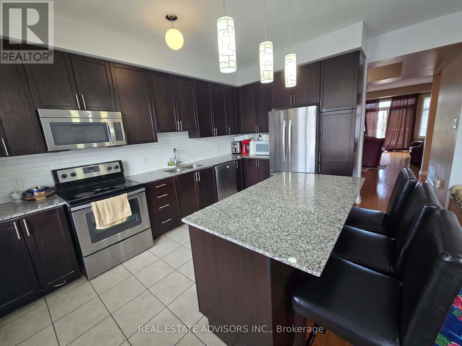 1272 Main Street E, Milton, Ontario  L9T 8M7 - Photo 8 - W12434941