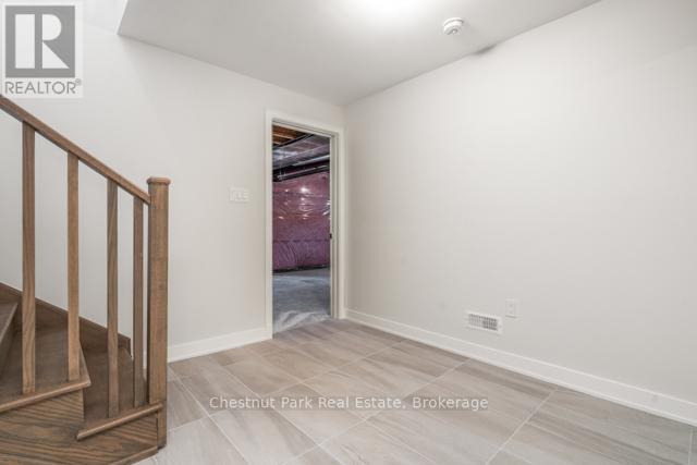 49 - 1053 Greensview Drive, Lake Of Bays, Ontario  P1H 2J6 - Photo 25 - X12434870