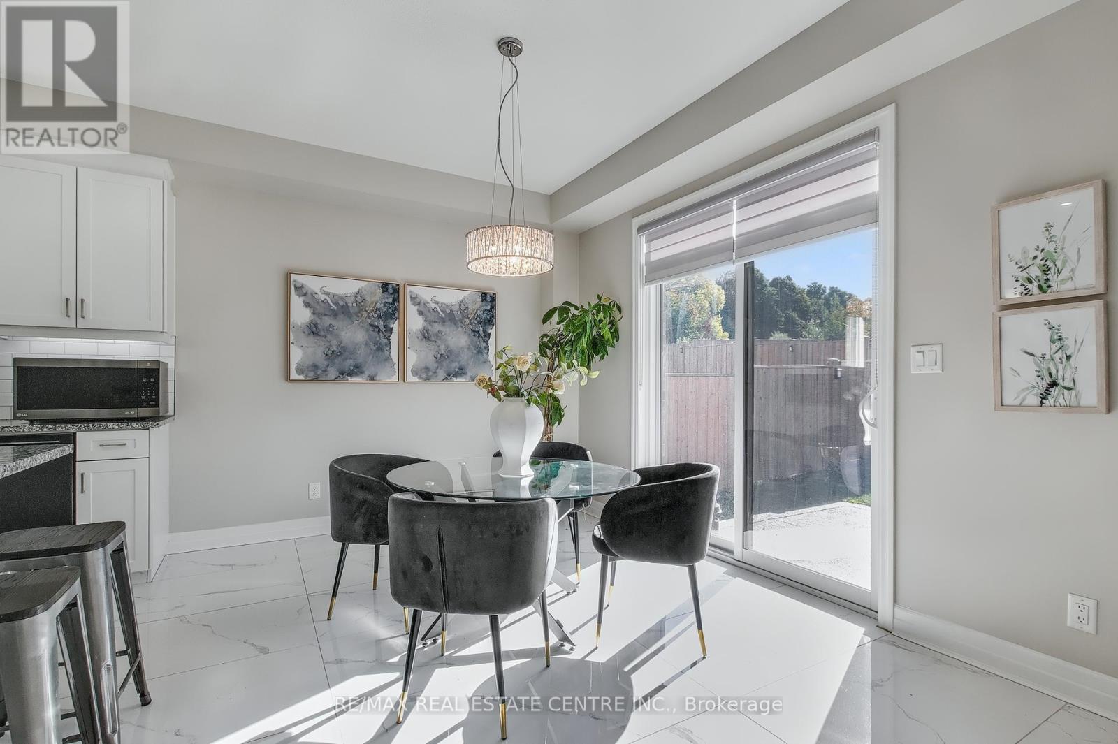 162 Mountain Holly Court, Waterloo, Ontario  N2V 0E1 - Photo 14 - X12434823