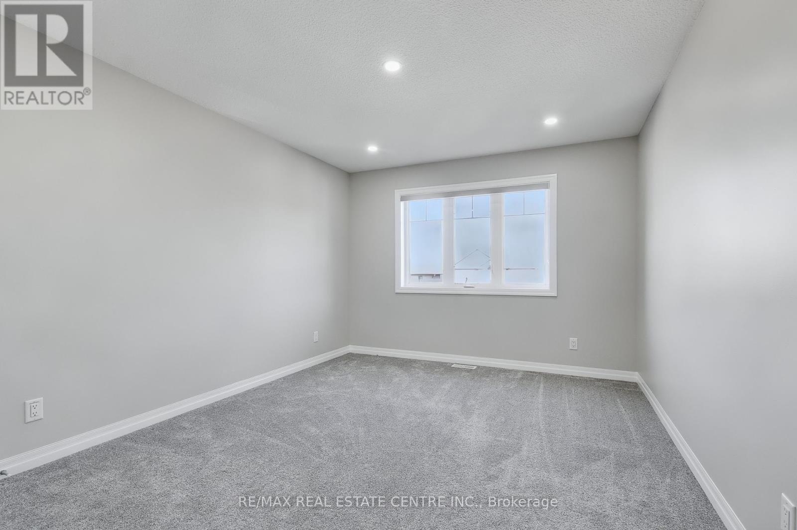 162 Mountain Holly Court, Waterloo, Ontario  N2V 0E1 - Photo 24 - X12434823