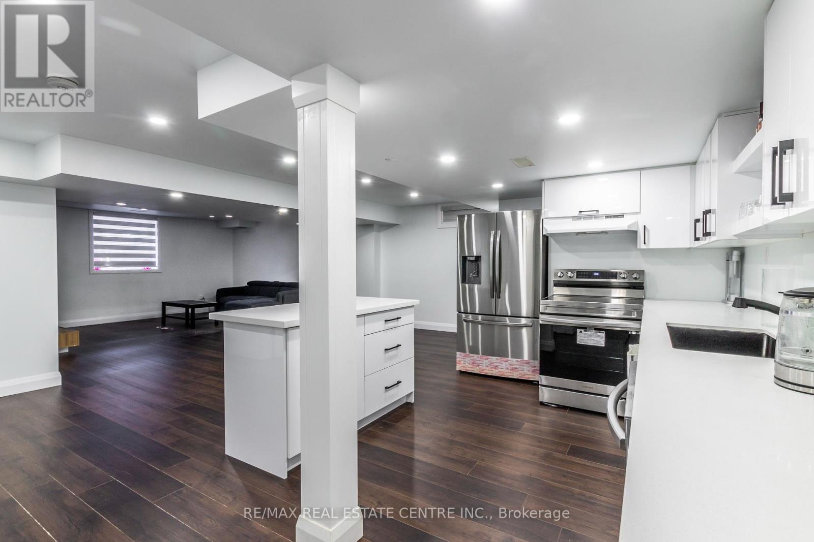 162 Mountain Holly Court, Waterloo, Ontario  N2V 0E1 - Photo 40 - X12434823