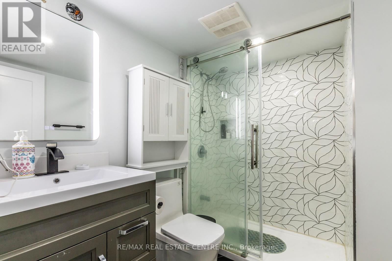 162 Mountain Holly Court, Waterloo, Ontario  N2V 0E1 - Photo 41 - X12434823