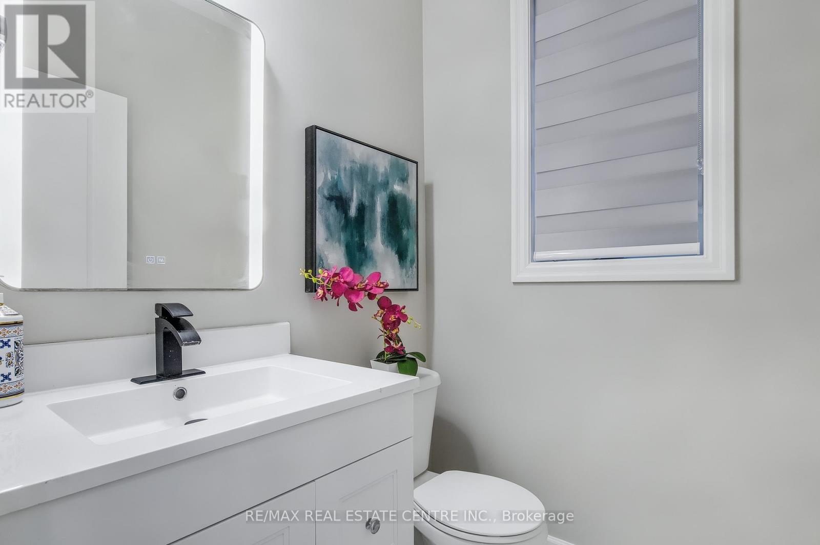 162 Mountain Holly Court, Waterloo, Ontario  N2V 0E1 - Photo 5 - X12434823
