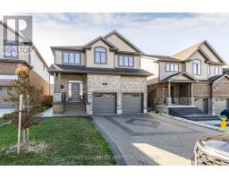 162 MOUNTAIN HOLLY COURT, Waterloo, Ontario