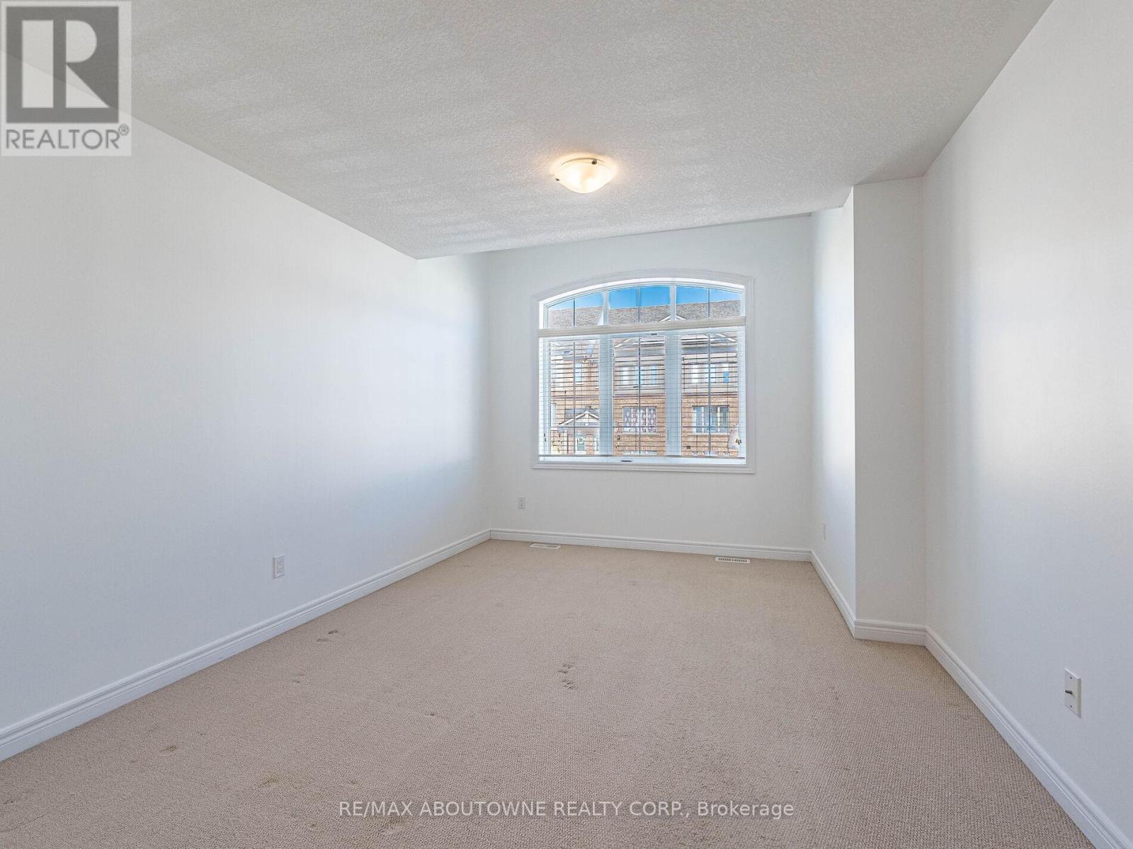177 Law Drive, Guelph, Ontario  N1E 0E7 - Photo 26 - X12434842
