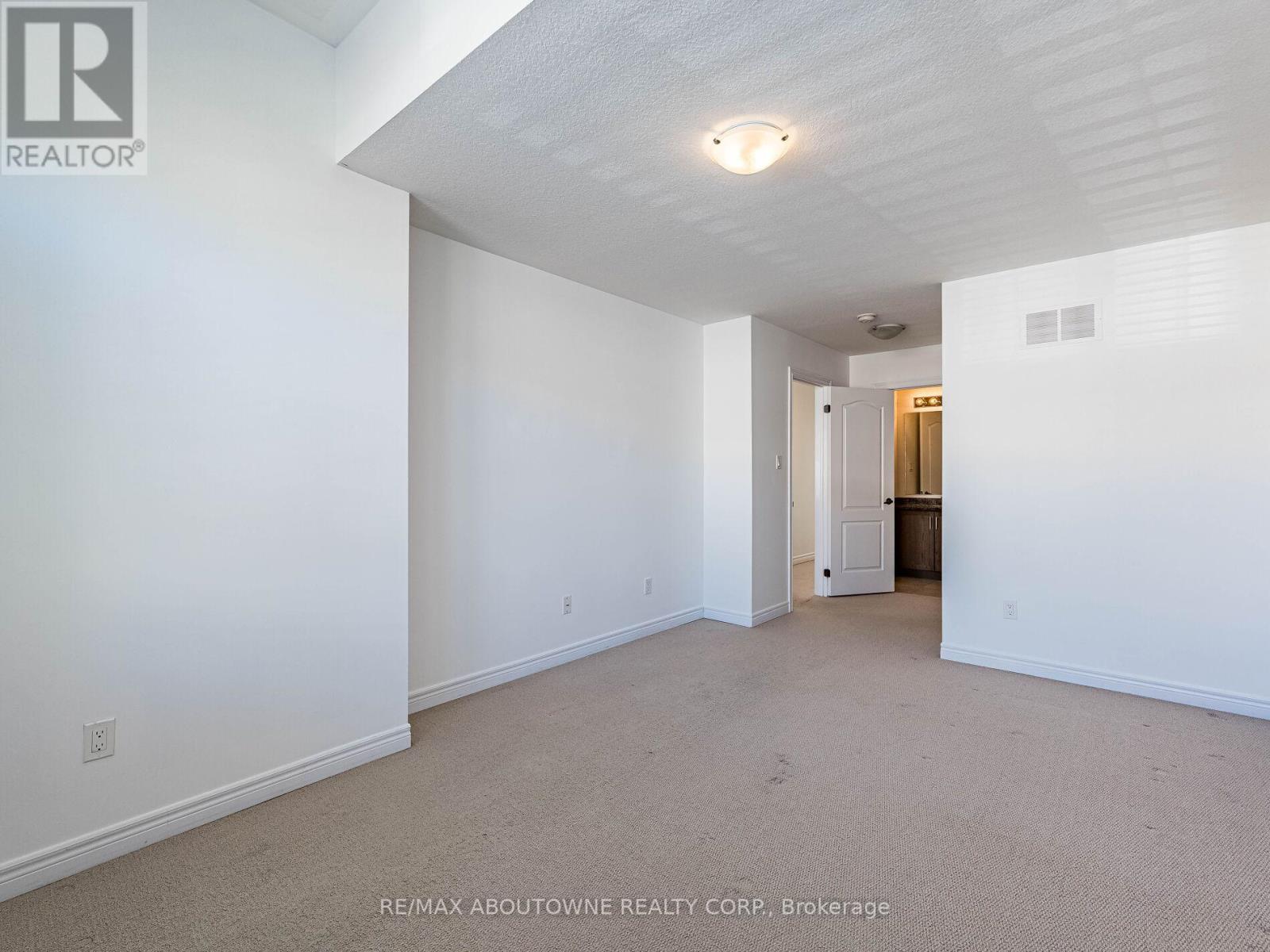 177 Law Drive, Guelph, Ontario  N1E 0E7 - Photo 27 - X12434842