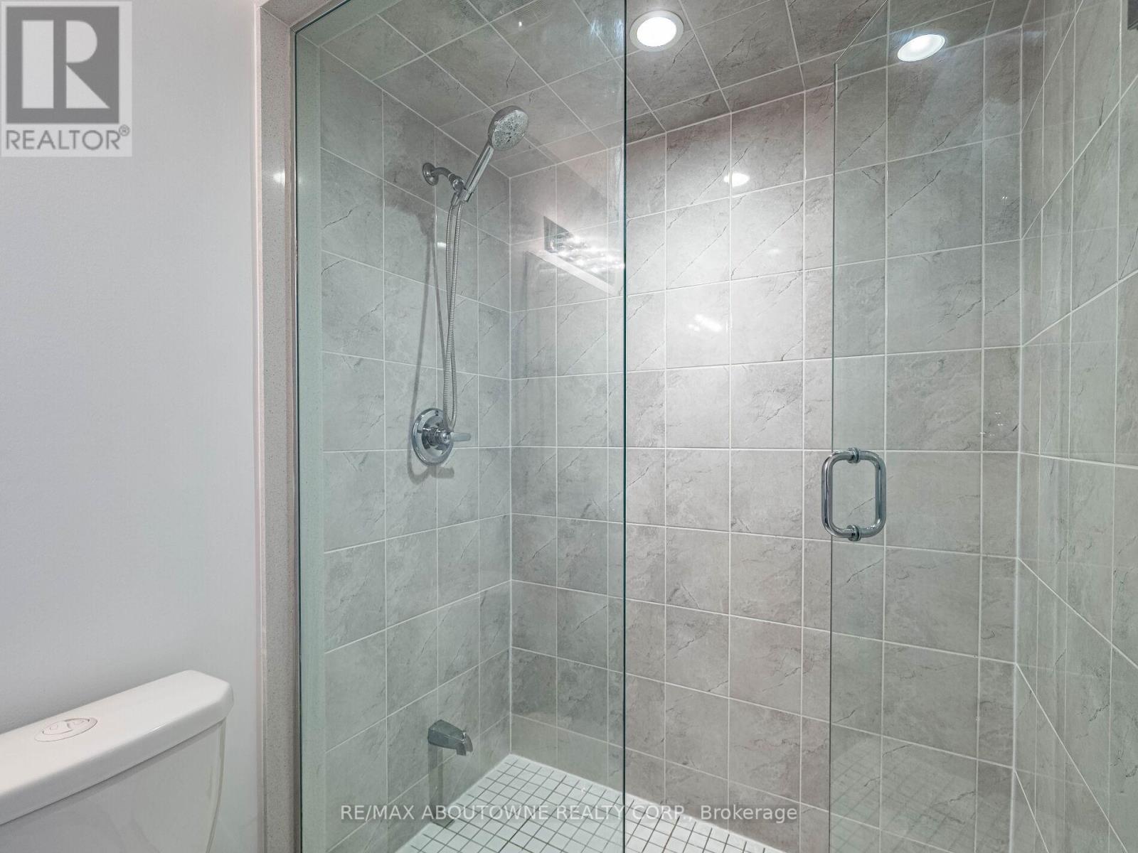 177 Law Drive, Guelph, Ontario  N1E 0E7 - Photo 31 - X12434842
