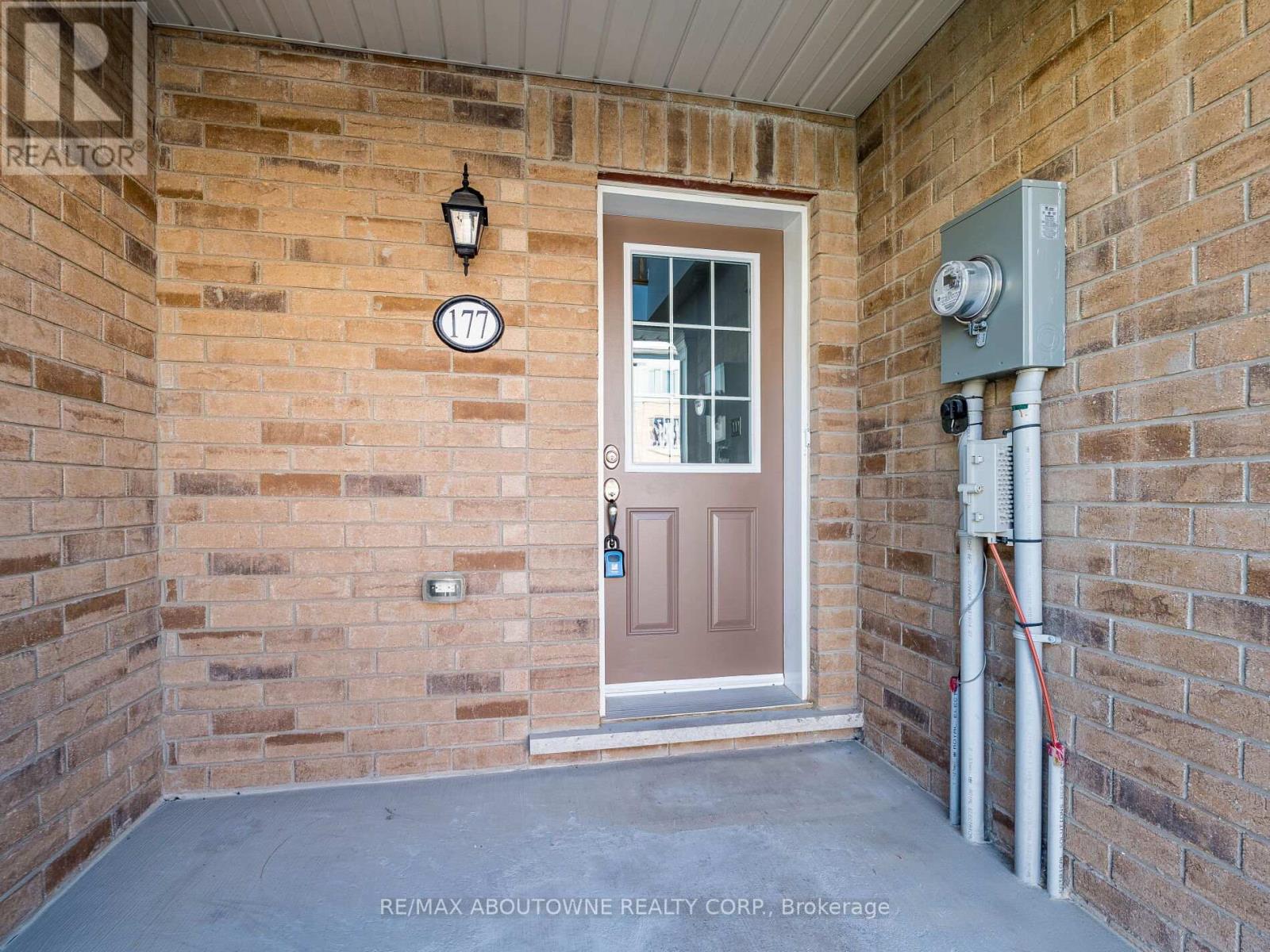 177 Law Drive, Guelph, Ontario  N1E 0E7 - Photo 6 - X12434842