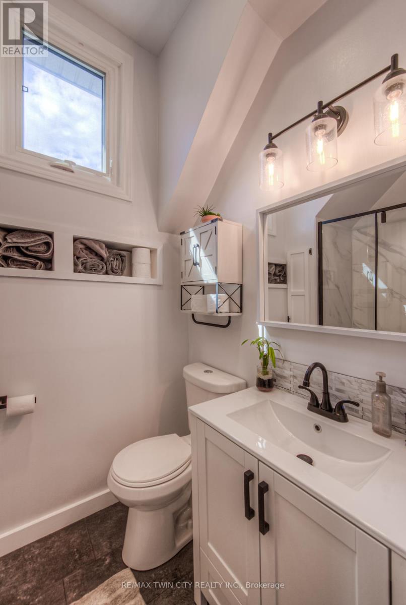 83 Bond Street, Cambridge, Ontario  N1R 4B7 - Photo 20 - X12434844