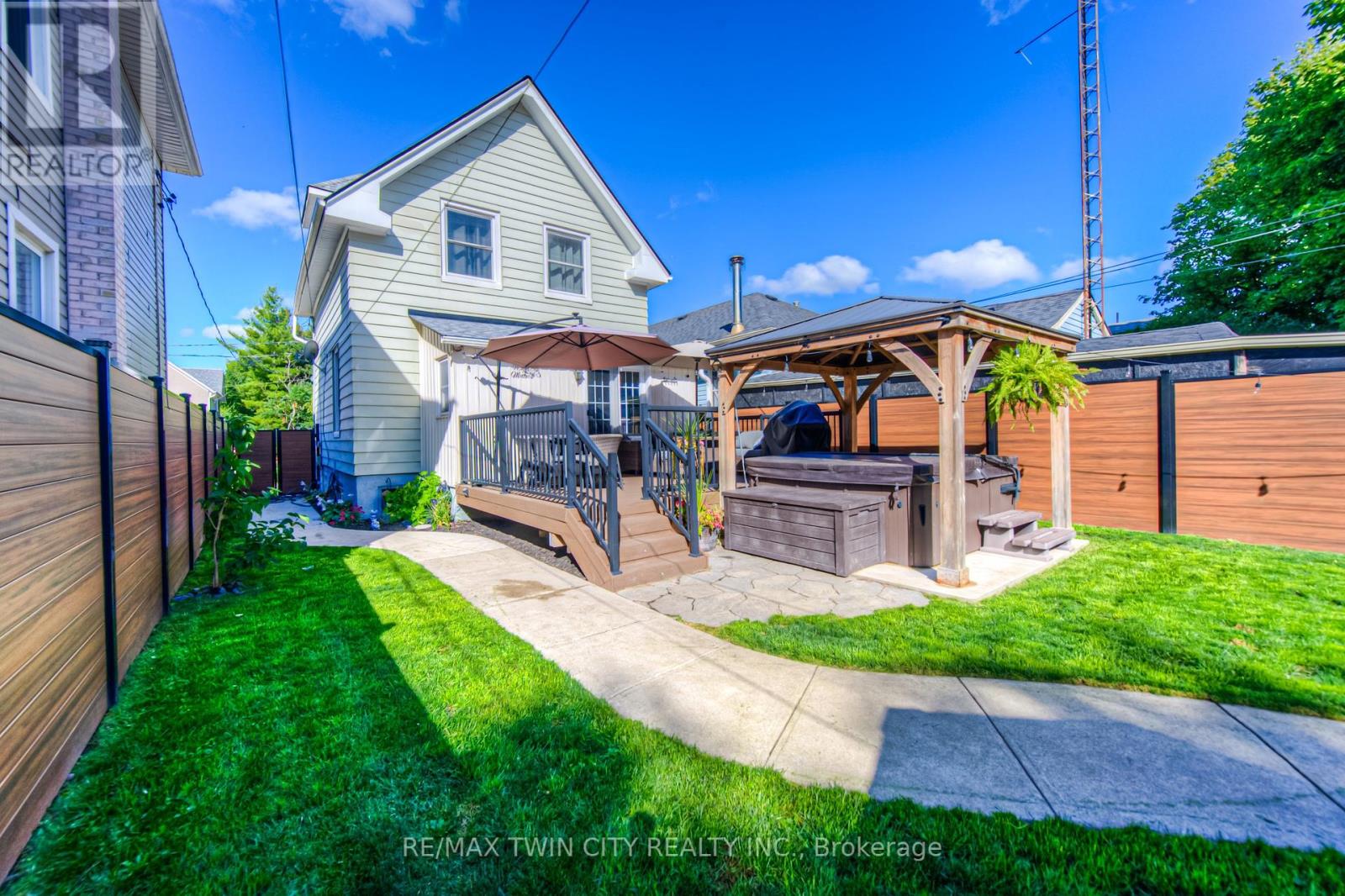 83 Bond Street, Cambridge, Ontario  N1R 4B7 - Photo 30 - X12434844