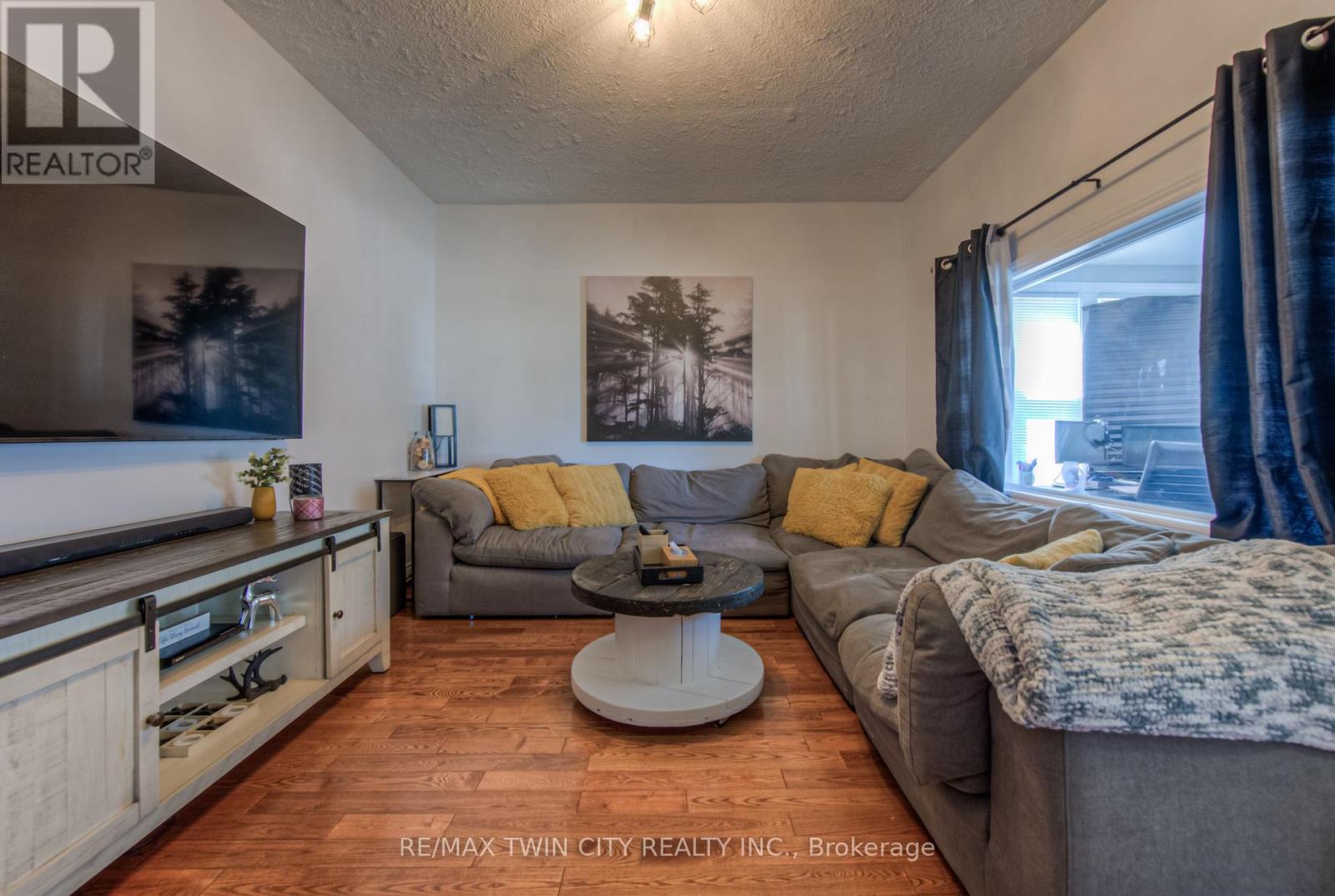 83 Bond Street, Cambridge, Ontario  N1R 4B7 - Photo 8 - X12434844