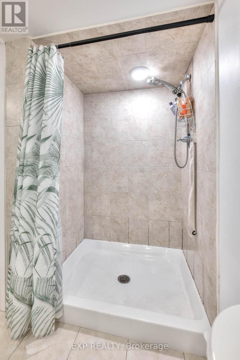 50 Walnut Street, Kitchener, Ontario  N2G 1P6 - Photo 17 - X12434888