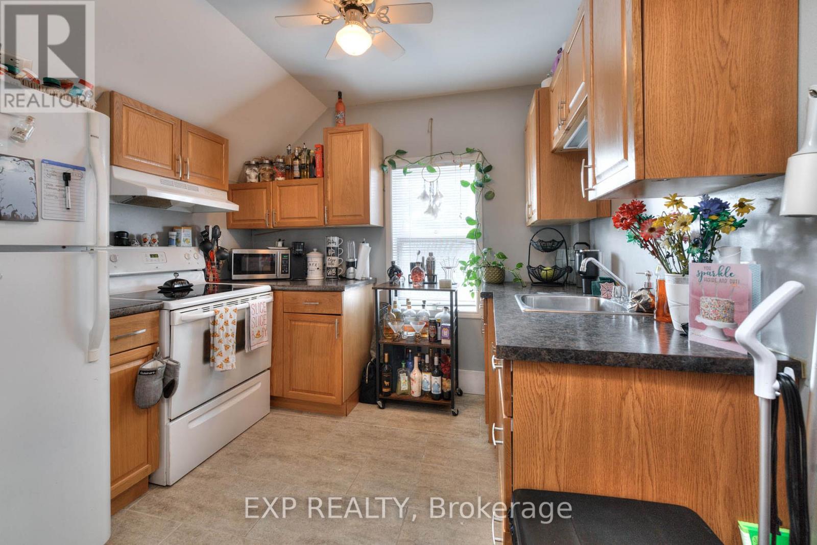 50 Walnut Street, Kitchener, Ontario  N2G 1P6 - Photo 22 - X12434888