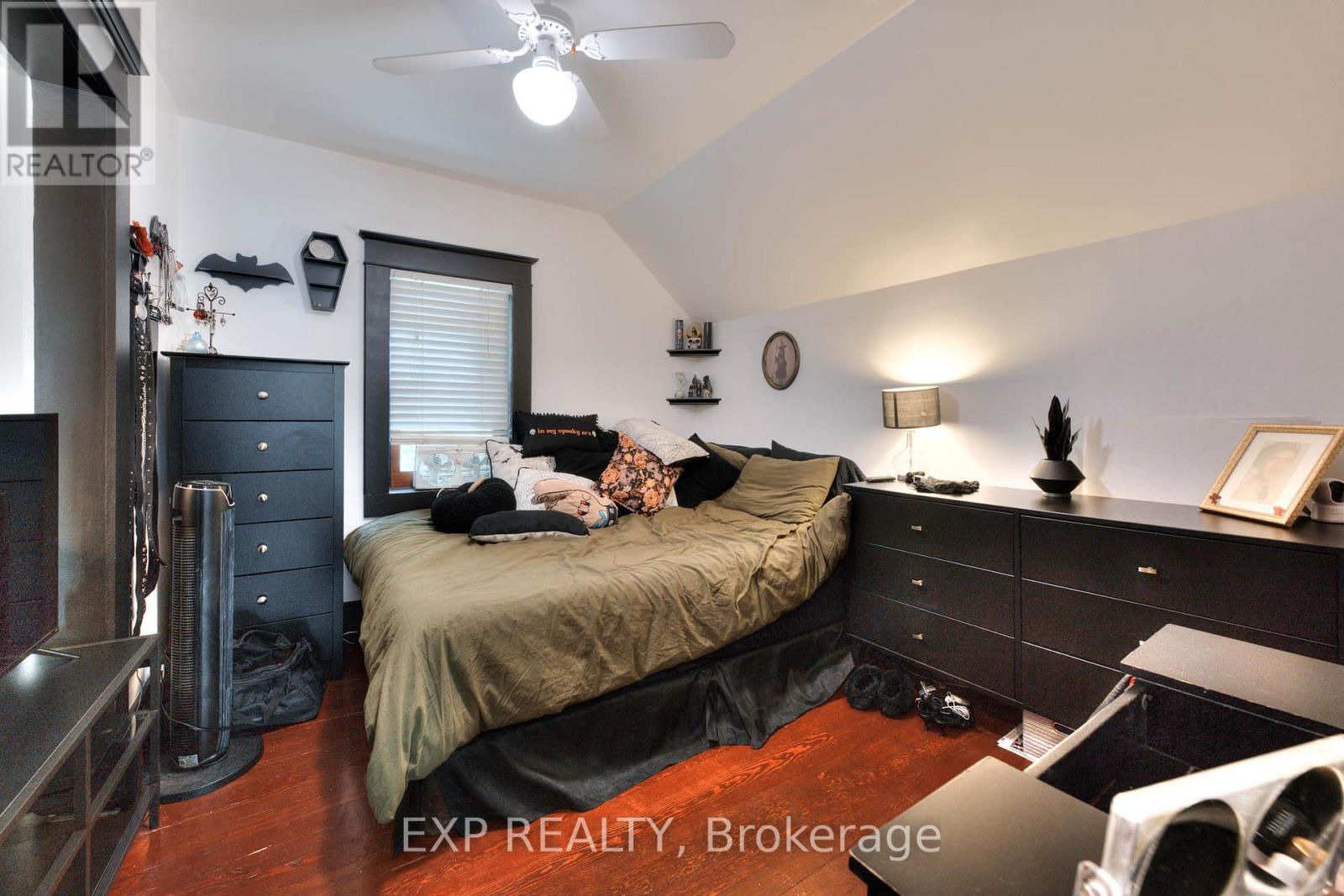 50 Walnut Street, Kitchener, Ontario  N2G 1P6 - Photo 25 - X12434888
