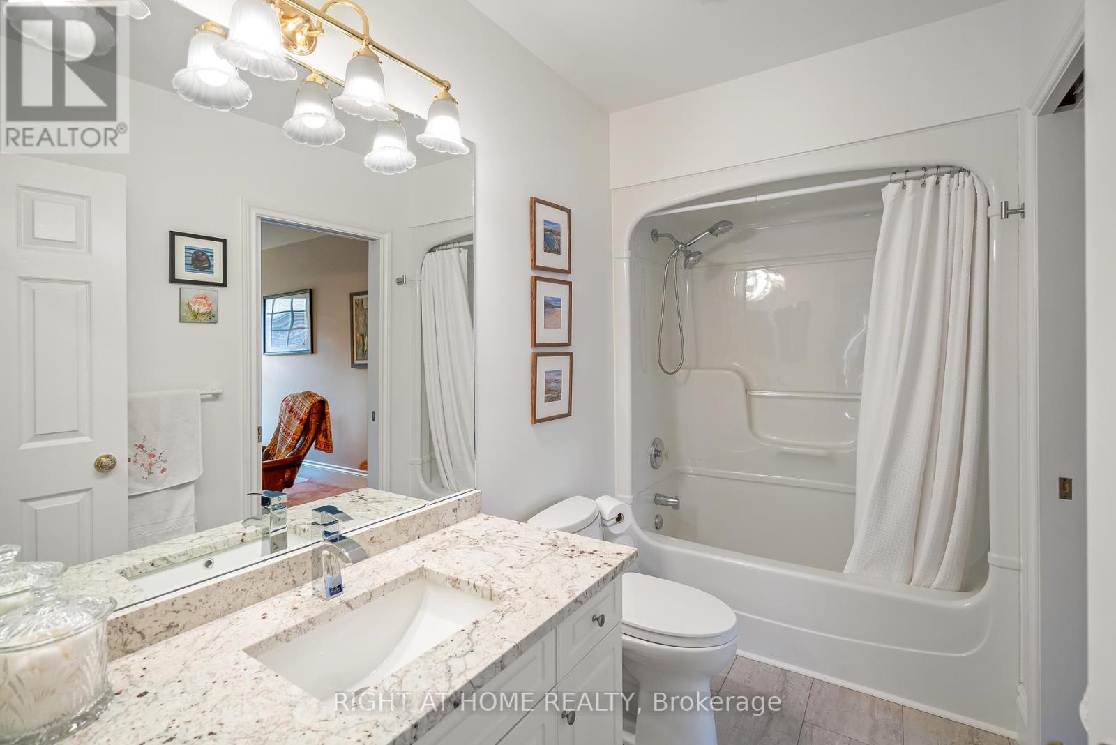 26 Park Court, Niagara-On-The-Lake, Ontario  L0S 1J0 - Photo 28 - X12434912