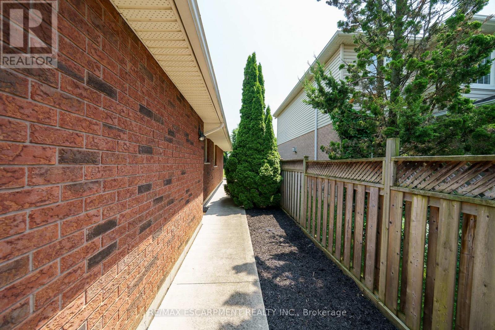 67 Jeremy Street, Hamilton, Ontario  L9A 5J8 - Photo 31 - X12434914
