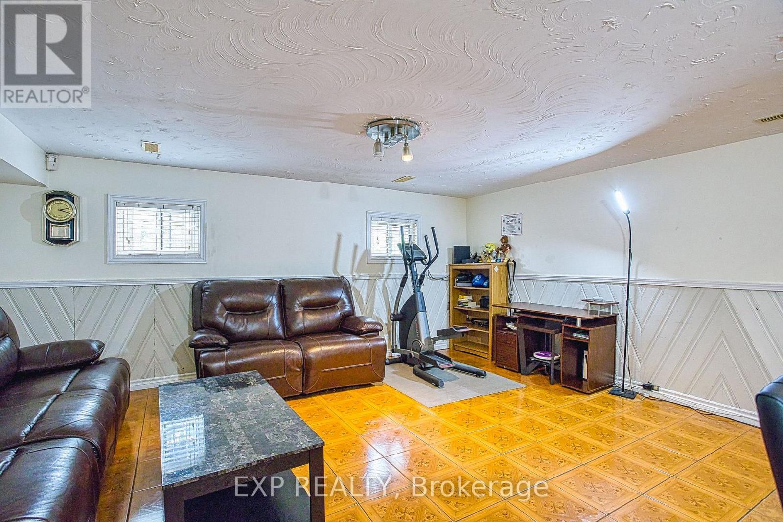 488 Barton Street E, Hamilton, Ontario  L8L 2Y8 - Photo 22 - X12434923