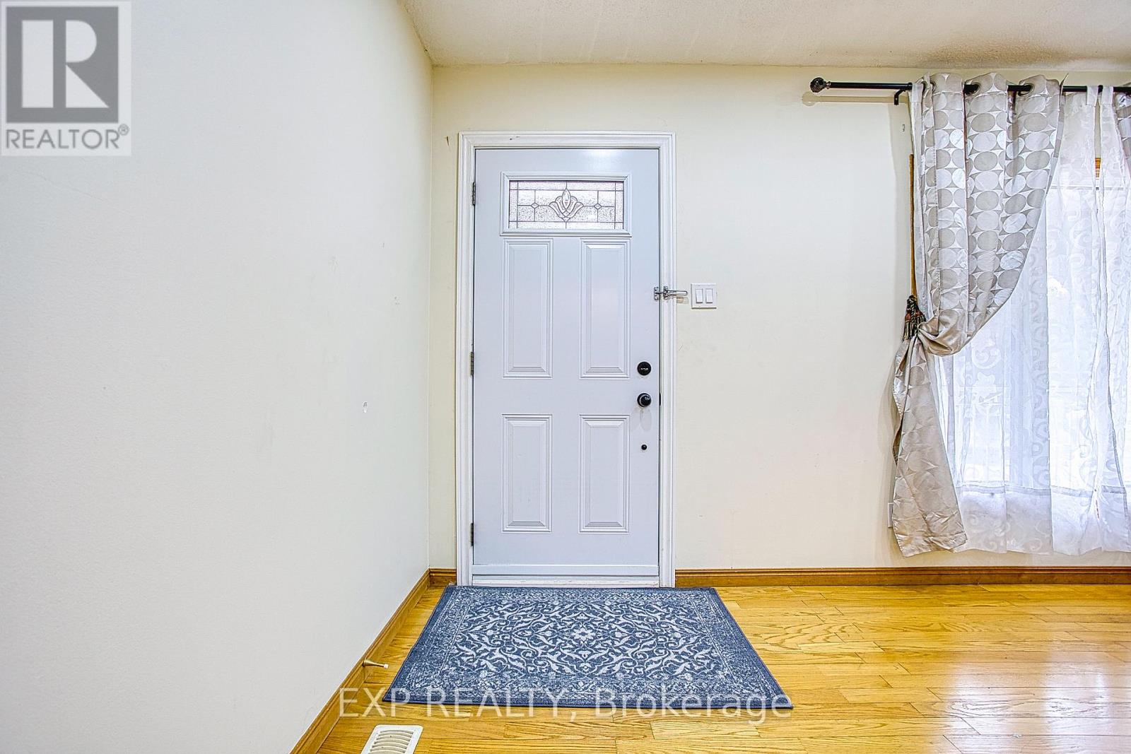 488 Barton Street E, Hamilton, Ontario  L8L 2Y8 - Photo 7 - X12434923