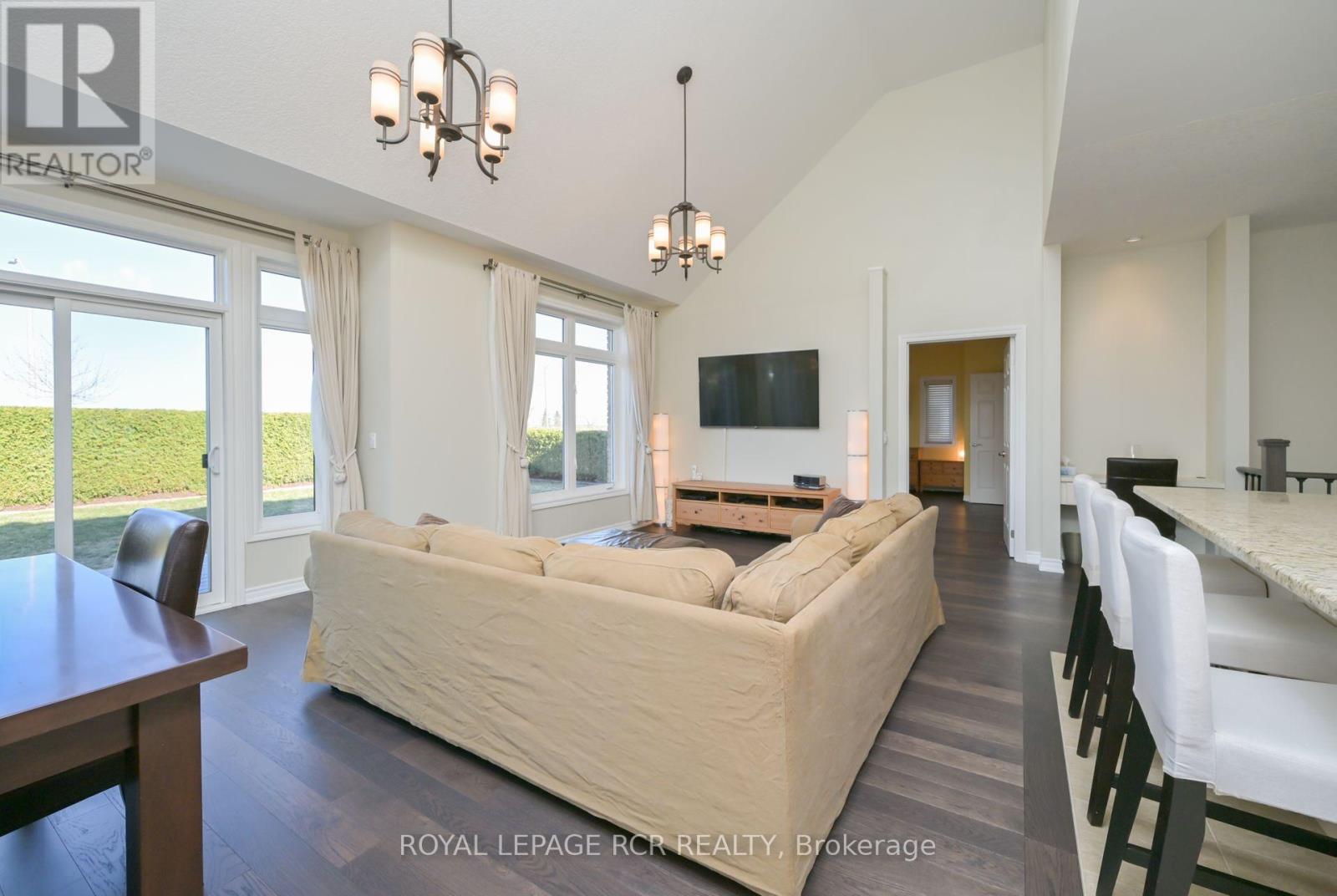 47 - 200 Kingfisher Drive, Mono, Ontario  L9W 0B3 - Photo 13 - X12434943