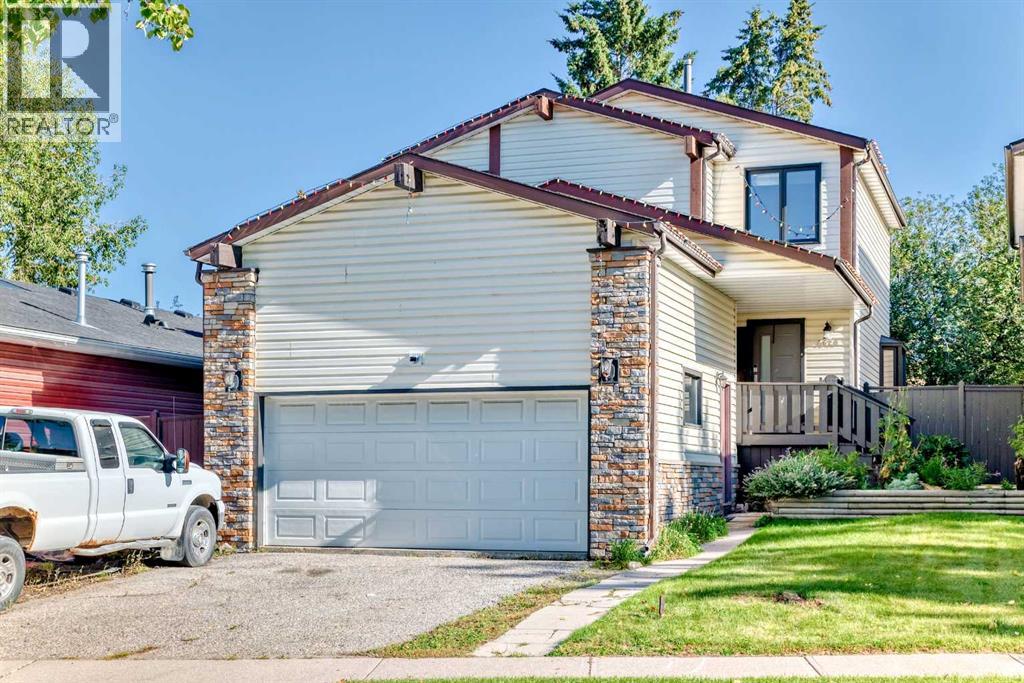 6628 Ranchview Drive Nw, Calgary, Alberta  T1Y 1T1 - Photo 1 - A2253235