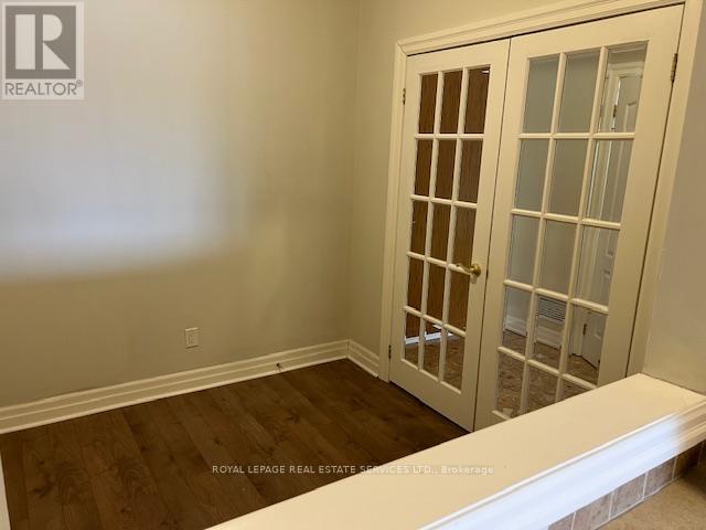 406 - 5340 Lakeshore Road, Burlington, Ontario  L7L 7A8 - Photo 12 - W12404362