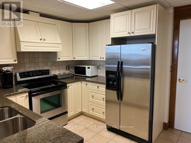 406 - 5340 Lakeshore Road, Burlington, Ontario  L7L 7A8 - Photo 37 - W12404362