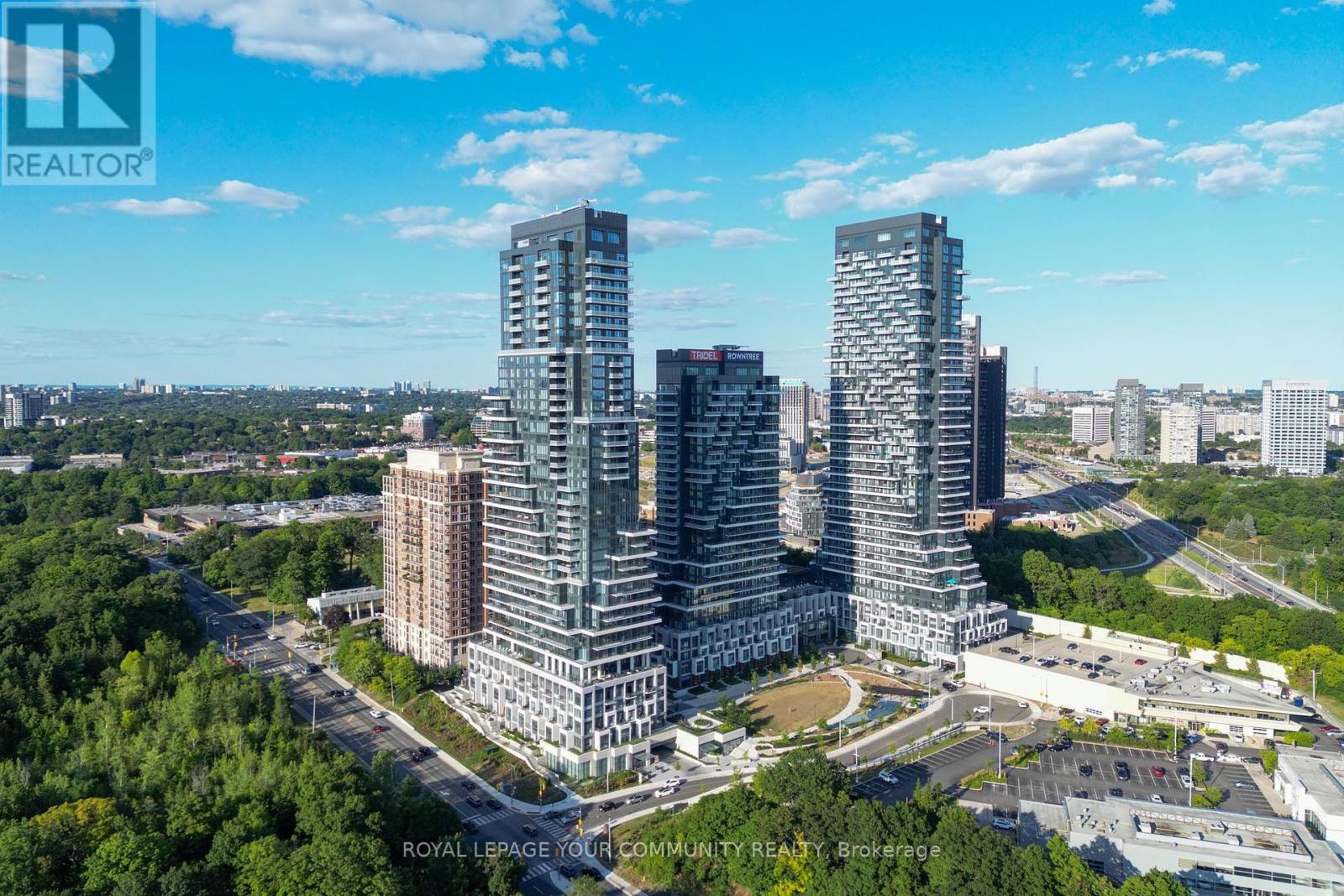 101 - 10 Inn On The Park Drive, Toronto, Ontario  M3C 0P9 - Photo 2 - C12434966