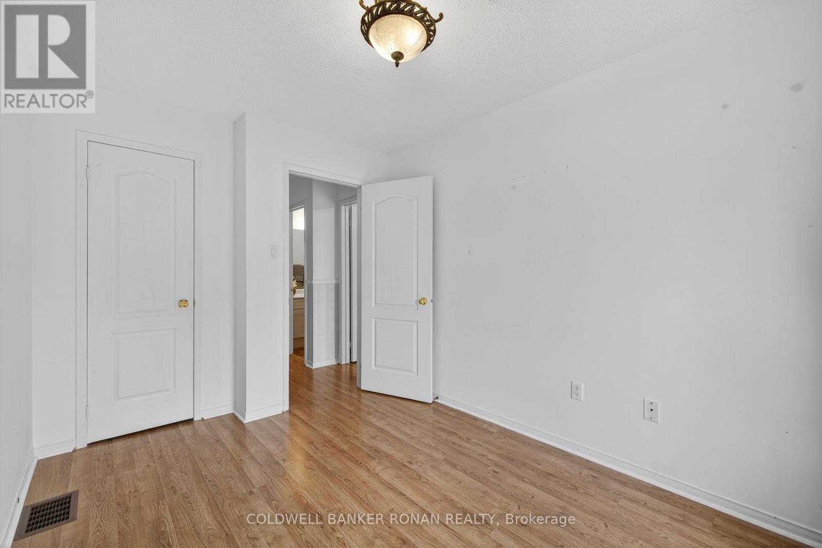 97 Parktree Drive, Vaughan, Ontario  L6A 2N6 - Photo 27 - N12434977
