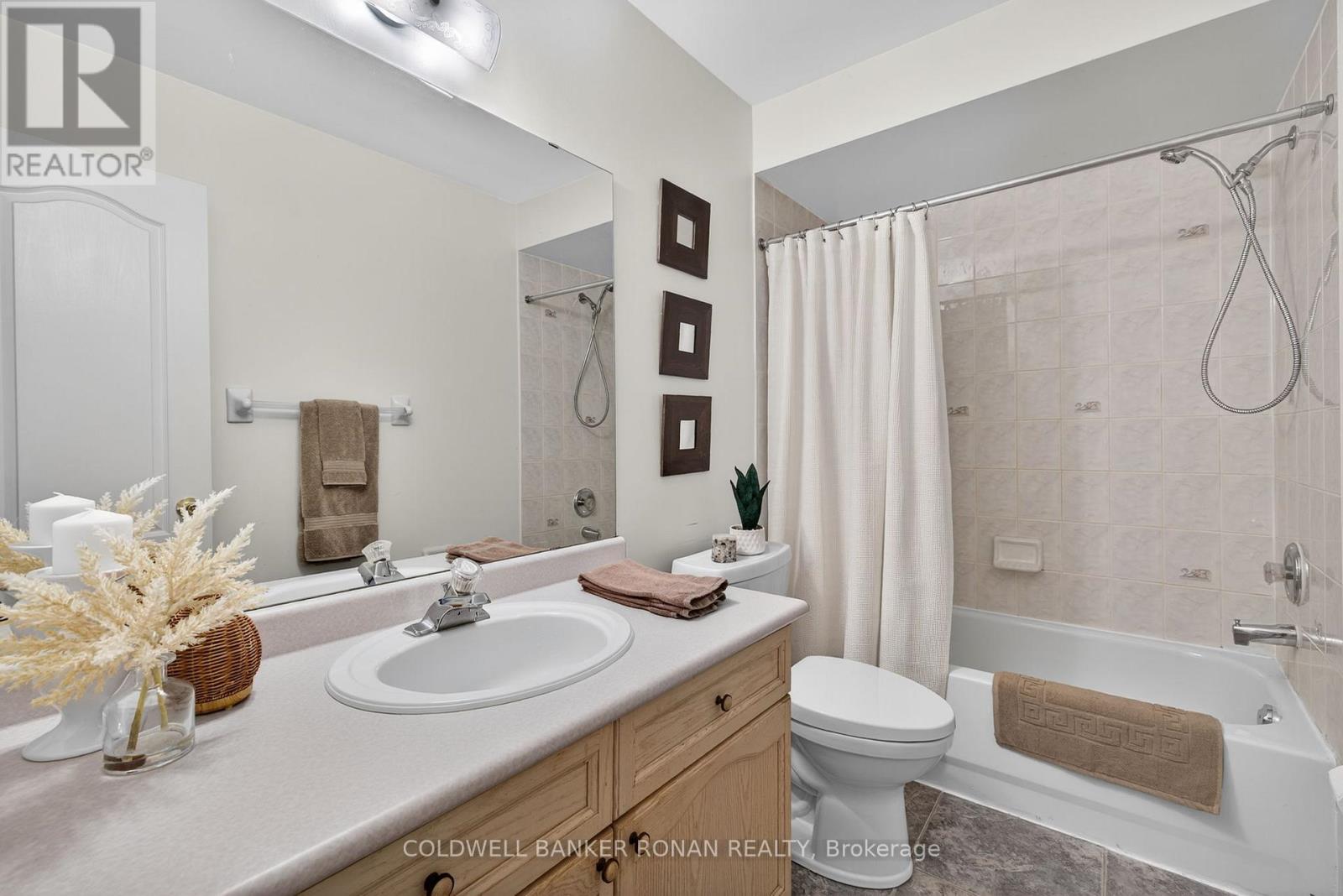 97 Parktree Drive, Vaughan, Ontario  L6A 2N6 - Photo 28 - N12434977