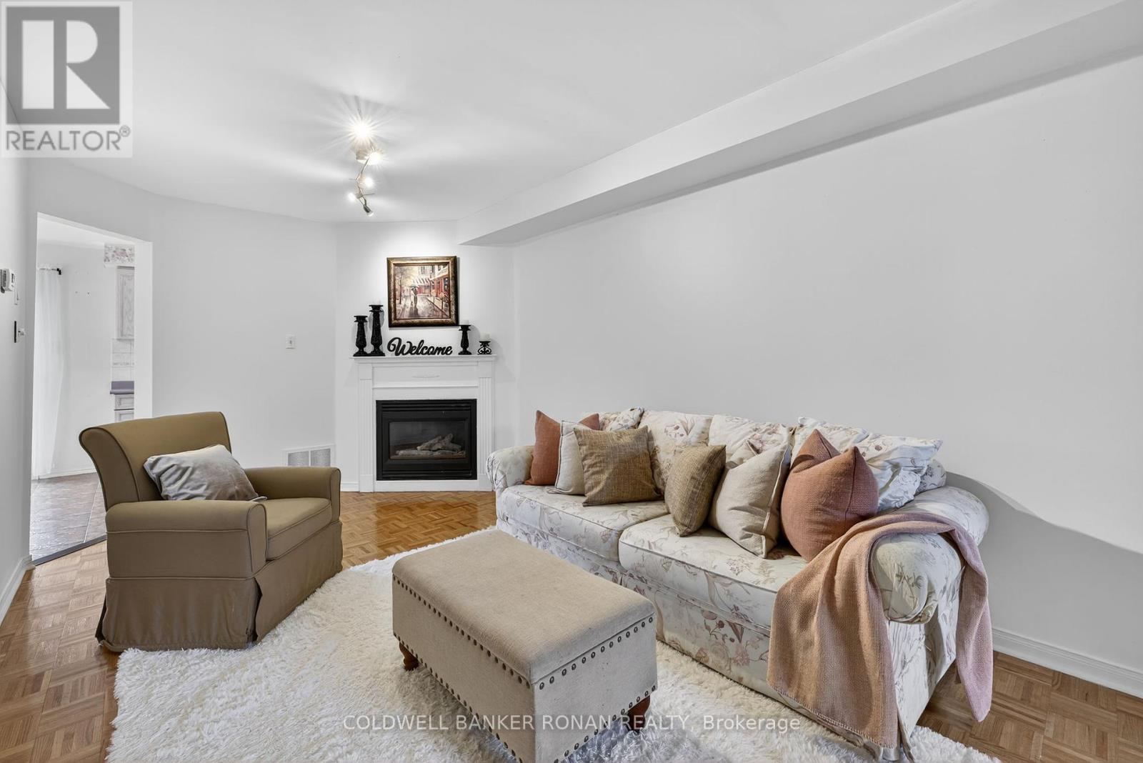 97 Parktree Drive, Vaughan, Ontario  L6A 2N6 - Photo 7 - N12434977