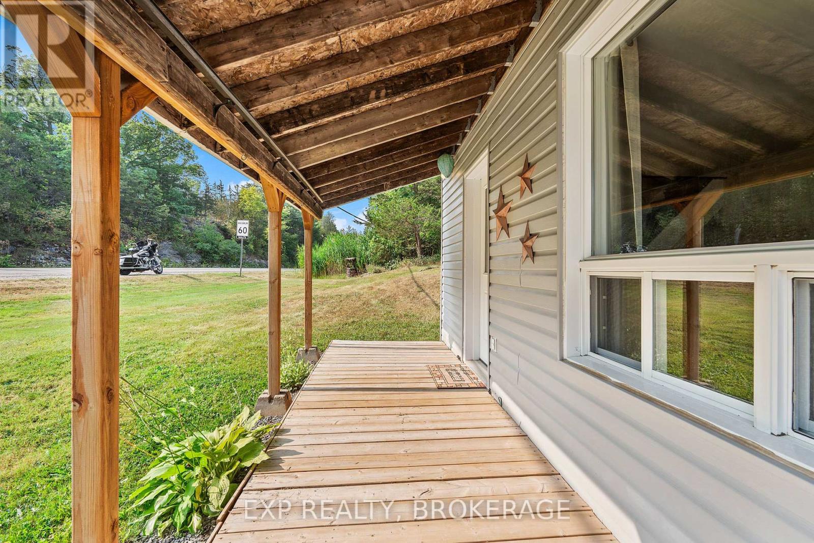 7993 Perth Road, Frontenac, Ontario  K0K 2L0 - Photo 5 - X12435096