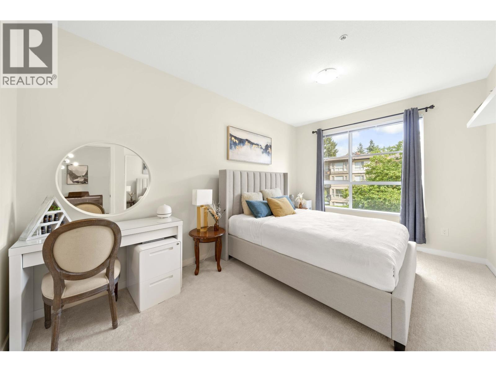 306 1152 Windsor Mews, Coquitlam, British Columbia  V3B 0N1 - Photo 12 - R3051321