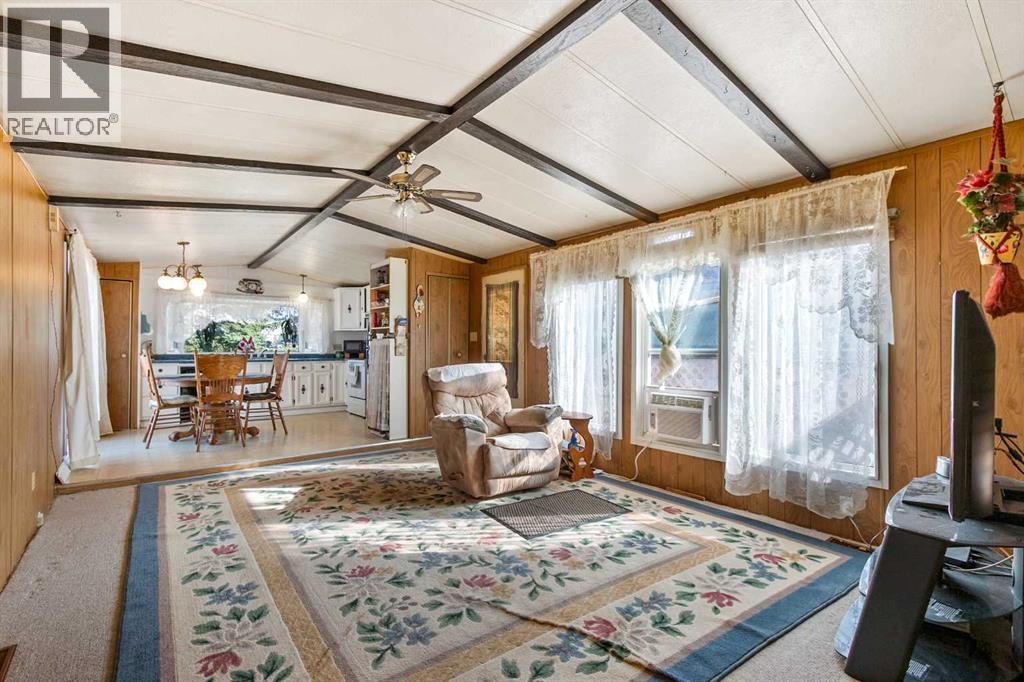 707 Highfield Drive, Carstairs, Alberta  T0M 0N0 - Photo 9 - A2257929