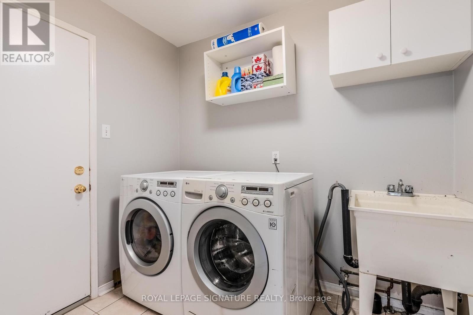 341 Livingstone Street, Barrie, Ontario  L4N 7C5 - Photo 15 - S12434963