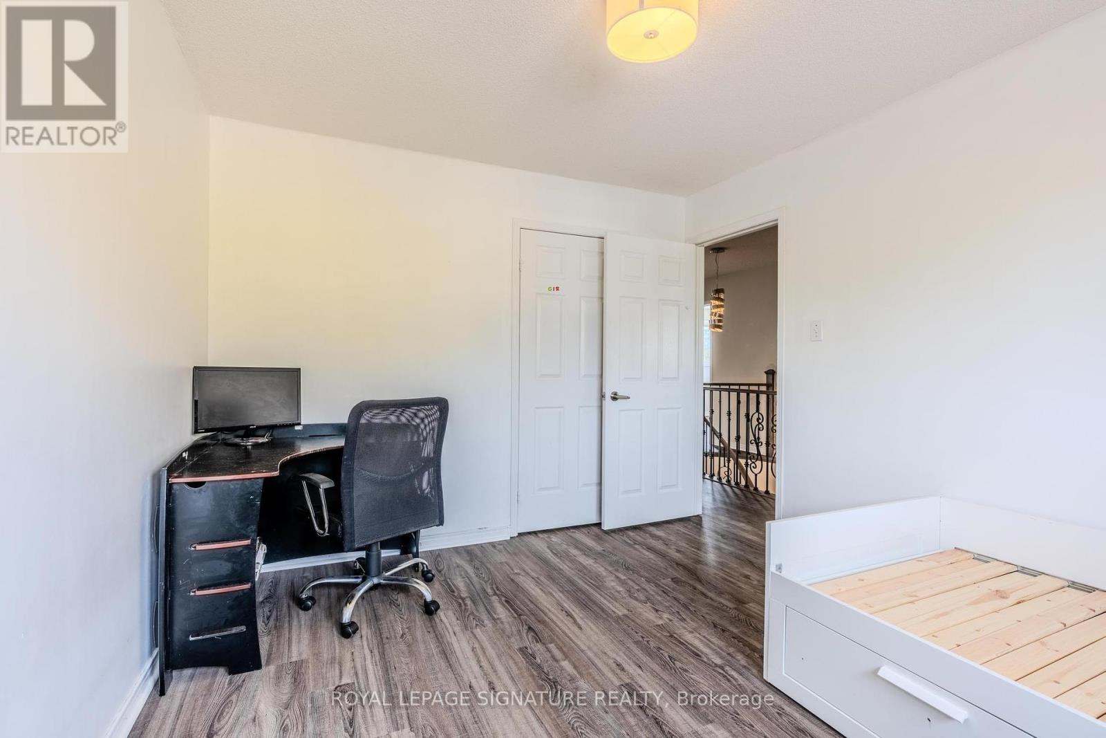 341 Livingstone Street, Barrie, Ontario  L4N 7C5 - Photo 24 - S12434963