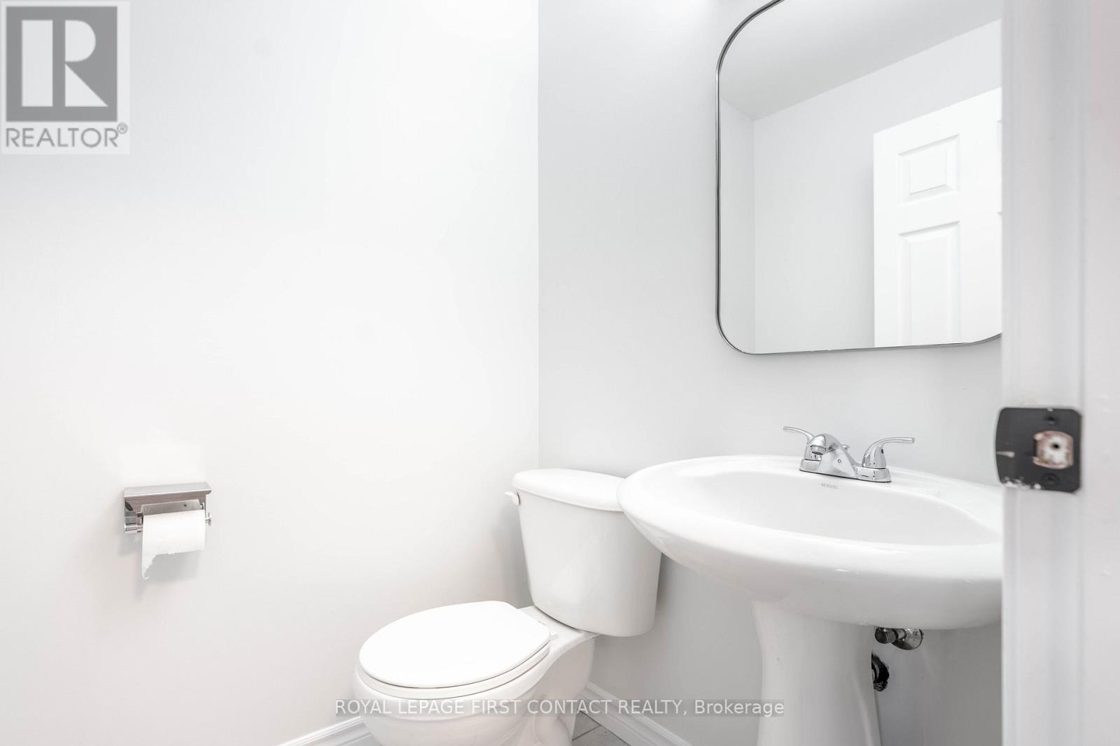 36 Villers Street, Barrie, Ontario  L4N 0X2 - Photo 8 - S12434990