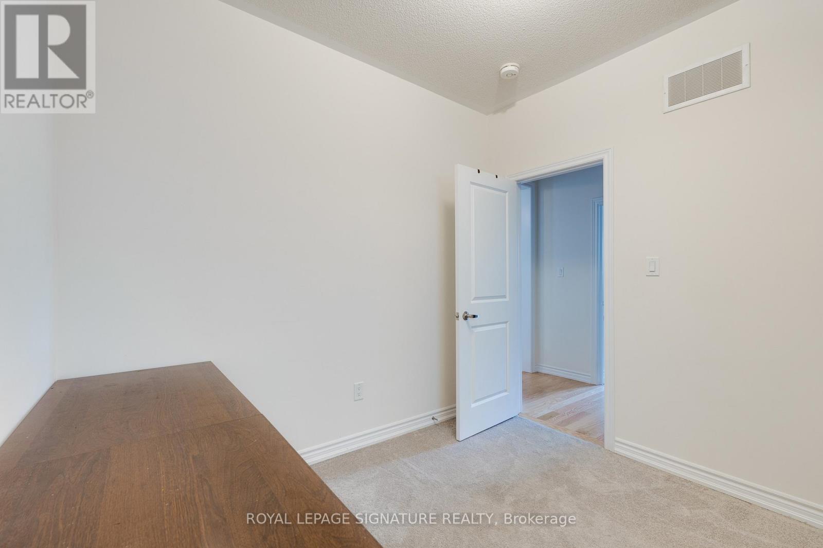 62 Bannister Road, Barrie, Ontario  L9J 0L7 - Photo 31 - S12435010