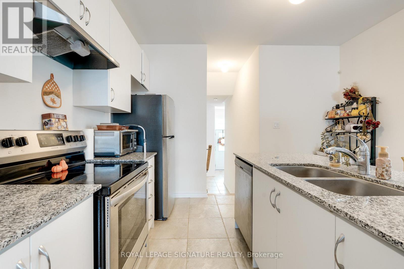 62 Bannister Road, Barrie, Ontario  L9J 0L7 - Photo 33 - S12435010