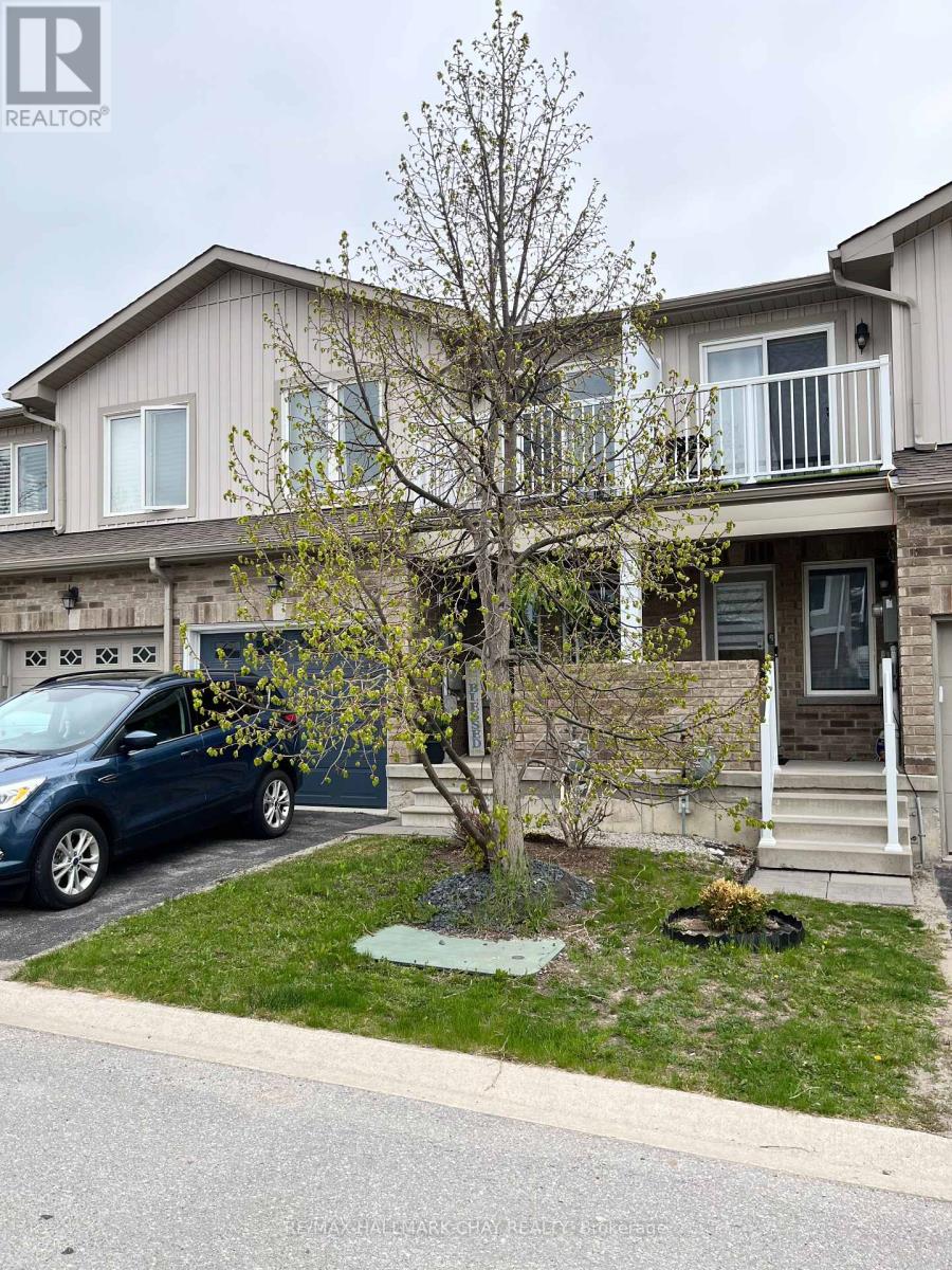 7 - 90 Sovereigns Gate, Barrie, Ontario  L4N 0Y9 - Photo 3 - S12435014