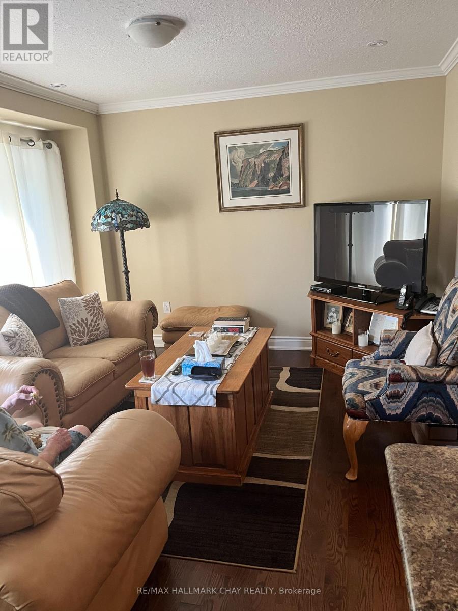 7 - 90 Sovereigns Gate, Barrie, Ontario  L4N 0Y9 - Photo 8 - S12435014